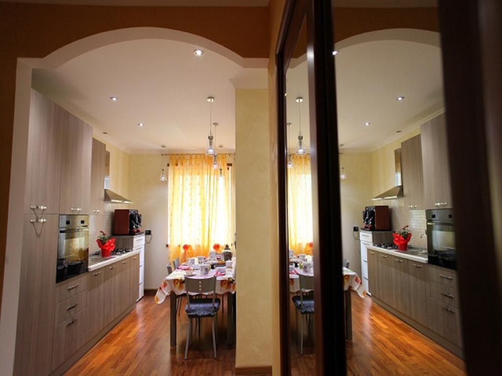 B&B Margherita โกเซนซา ภายนอก รูปภาพ