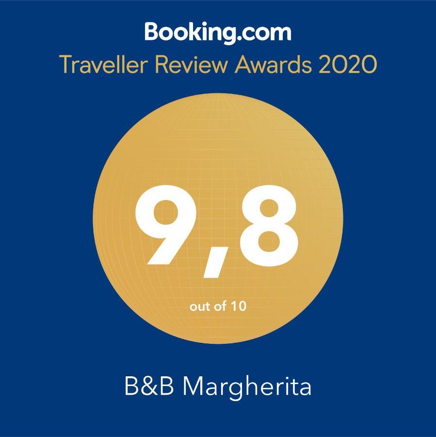 B&B Margherita โกเซนซา ภายนอก รูปภาพ